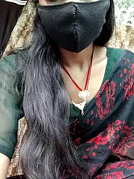 Snapshot of PRACHI-743 chatting on 11/12/25, 01:39 PRACHI-743 online show from 11/12/25, 01:39