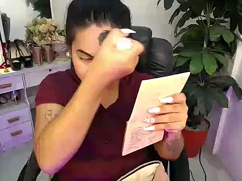 Snapshot of AngelitaDeputouch chatting on 11/11/25, 08:36 AngelitaDeputouch online show from 11/11/25, 08:36