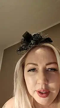 MarinaMargo online show from 01/16/26, 12:25