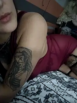 Lilbaby1313 online show from 11/25/25, 10:37