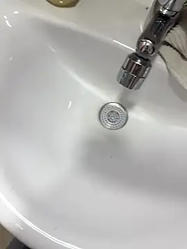 Snapshot of tusmuertos420 chatting on 10/27/25, 07:29 tusmuertos420 online show from 10/27/25, 07:29