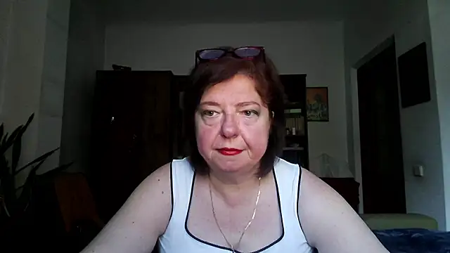 Snapshot of Violet_Pulse chatting on 06/23/26, 10:13 Violet Pulse online show from 06/23/26, 10:13