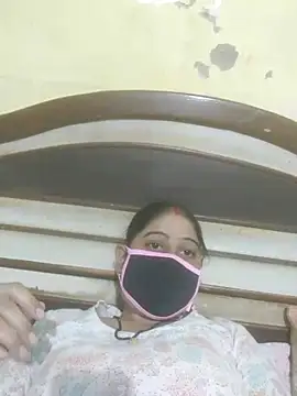 Snapshot of Cute-Charvii chatting on 11/18/25, 06:07 Cute-Charvii online show from 11/18/25, 06:07