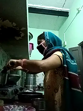 Cute-Charvii online show from 02/10/26, 01:10