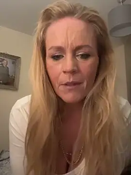 Carmen36XX online show from 10/16/25, 10:11