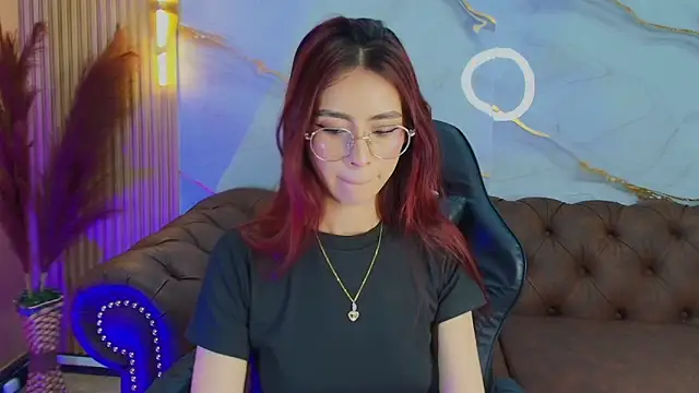 mia tf online show from 10/03/25, 01:41