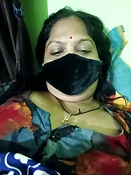 Snapshot of Mona_darling21 chatting on 10/30/25, 06:08 Mona darling21 online show from 10/30/25, 06:08