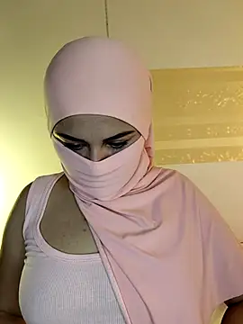 Snapshot of sahara1_ chatting on 10/08/25, 10:46 sahara1 online show from 10/08/25, 10:46