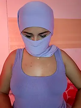 Snapshot of sahara1_ chatting on 10/14/25, 11:00 sahara1 online show from 10/14/25, 11:00