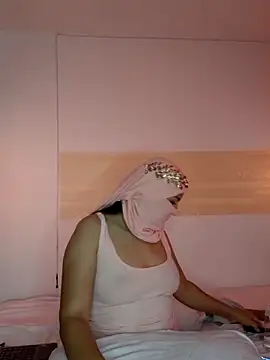 Snapshot of sahara1_ chatting on 10/16/25, 09:38 sahara1 online show from 10/16/25, 09:38