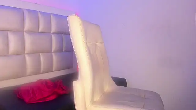 Snapshot of peyton__wat chatting on 11/24/25, 11:54 peyton wat online show from 11/24/25, 11:54