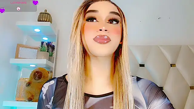 Snapshot of _IsabellaRousse chatting on 02/01/26, 08:40 IsabellaRousse online show from 02/01/26, 08:40