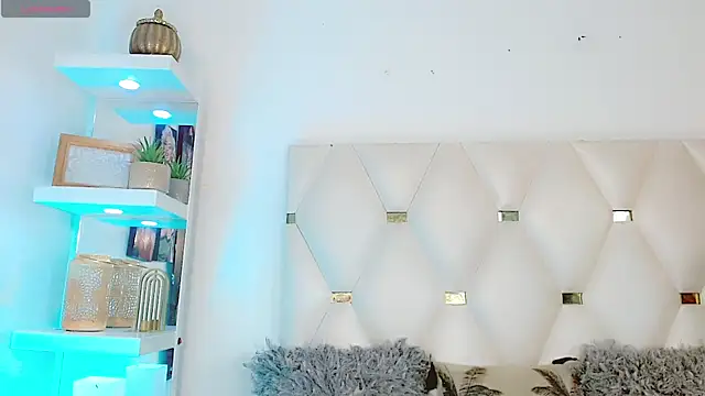 Snapshot of _IsabellaRousse chatting on 02/09/26, 08:35 IsabellaRousse online show from 02/09/26, 08:35