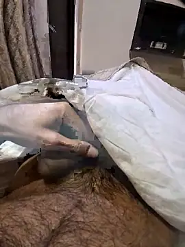 Snapshot of scotchnsoda chatting on 12/19/25, 06:48 scotchnsoda online show from 12/19/25, 06:48