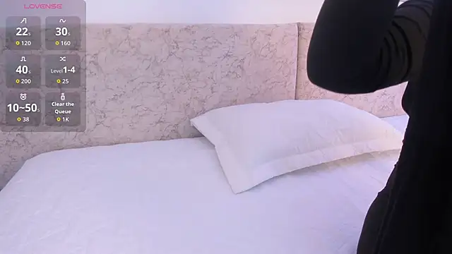  Malak online show from 12/14/25, 02:22