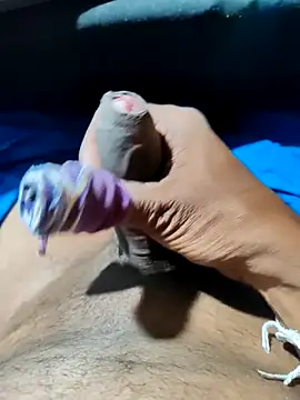 Snapshot of DICKLANKA chatting on 09/22/25, 05:48 DICKLANKA online show from 09/22/25, 05:48