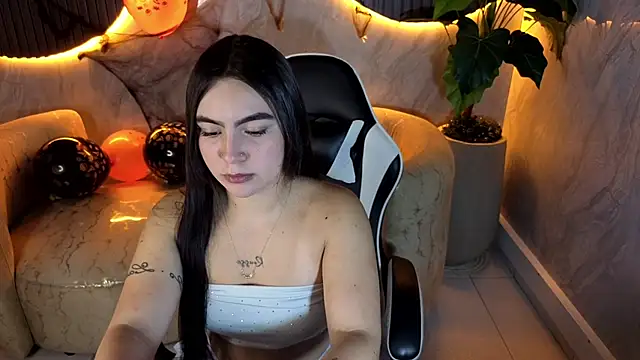 scarlett smith tp online show from 10/14/25, 12:50