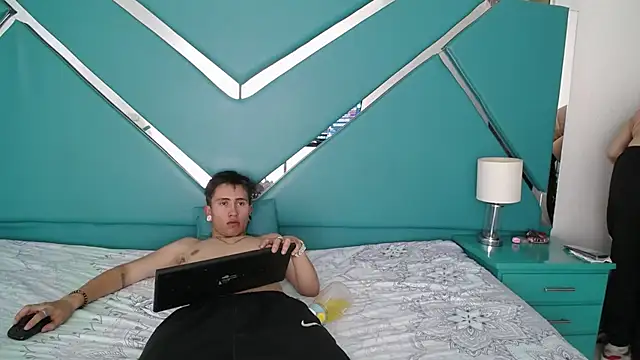 oblivionlove online show from 03/03/26, 01:50