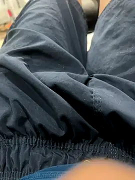 Snapshot of ArturRj chatting on 09/23/25, 06:22 ArturRj online show from 09/23/25, 06:22