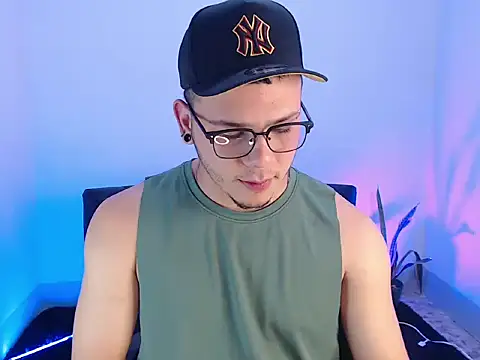 AngelStorm online show from 01/10/26, 06:59