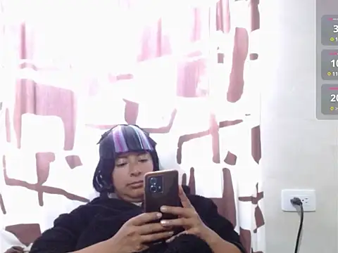 Acelinrose online show from 04/17/26, 12:19