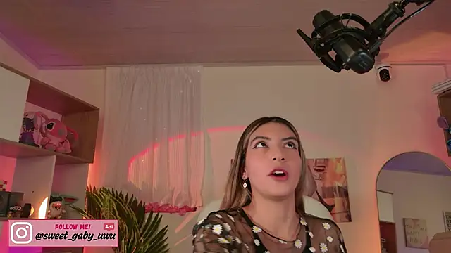 Snapshot of gaby_uwu_ chatting on 11/20/25, 10:53 gaby uwu online show from 11/20/25, 10:53