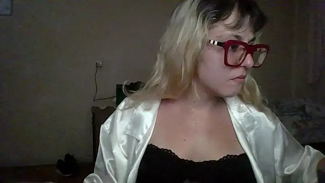 BlondieTami online show from 03/19/26, 12:47