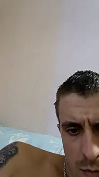 Snapshot of Adidas7217 chatting on 10/06/25, 06:33 Adidas7217 online show from 10/06/25, 06:33