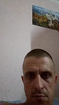 Snapshot of Adidas7217 chatting on 11/16/25, 09:09 Adidas7217 online show from 11/16/25, 09:09