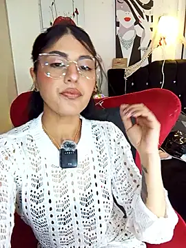 ValeNiitaLuv online show from 01/13/26, 02:17