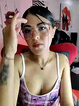 ValeNiitaLuv online show from 02/11/26, 01:54