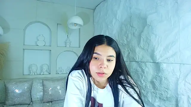 Snapshot of ambarina_r chatting on 11/02/25, 03:09 ambarina r online show from 11/02/25, 03:09