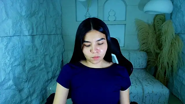 Snapshot of ambarina_r chatting on 11/14/25, 02:54 ambarina r online show from 11/14/25, 02:54