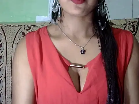 Snapshot of sexy-irm chatting on 11/10/25, 05:28 sexy-irm online show from 11/10/25, 05:28