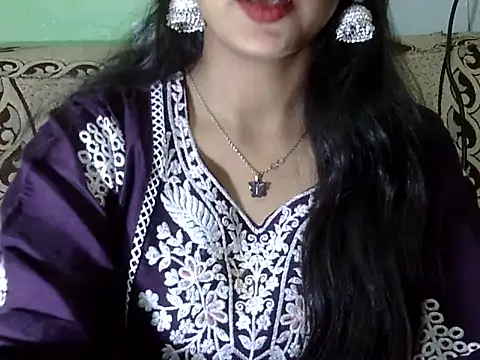 Snapshot of sexy-irm chatting on 11/13/25, 04:33 sexy-irm online show from 11/13/25, 04:33