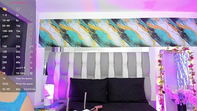 Snapshot of IsaDiiaz chatting on 01/07/26, 04:48 IsaDiiaz online show from 01/07/26, 04:48