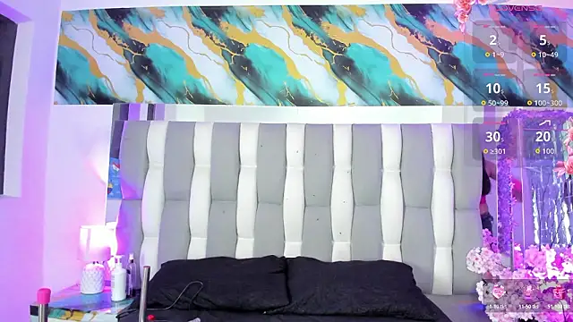 Snapshot of IsaDiiaz chatting on 02/27/26, 04:45 IsaDiiaz online show from 02/27/26, 04:45