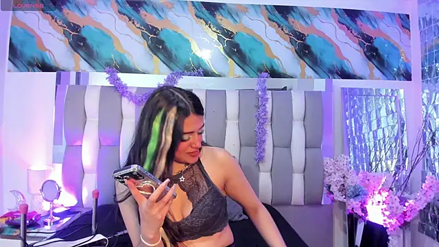 IsaDiiaz online show from 05/24/26, 05:12
