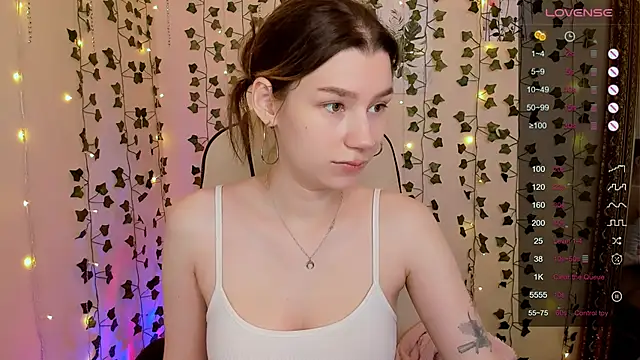 LinaBlossom  online show from 02/07/26, 05:55