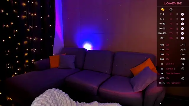 LinaBlossom  online show from 02/18/26, 08:21