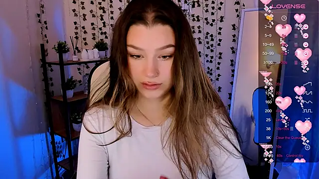 Snapshot of LinaBlossom_ chatting on 07/11/26, 05:21 LinaBlossom online show from 07/11/26, 05:21