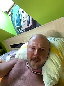 good Dennis online show from 09/20/25, 03:24