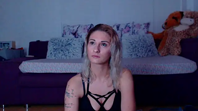 Snapshot of CassieSpell chatting on 03/03/26, 08:48 CassieSpell online show from 03/03/26, 08:48