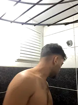 Snapshot of astoperaa chatting on 09/21/25, 04:30 astoperaa online show from 09/21/25, 04:30