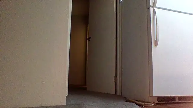 Snapshot of slickdickfreak chatting on 11/30/25, 04:27 slickdickfreak online show from 11/30/25, 04:27