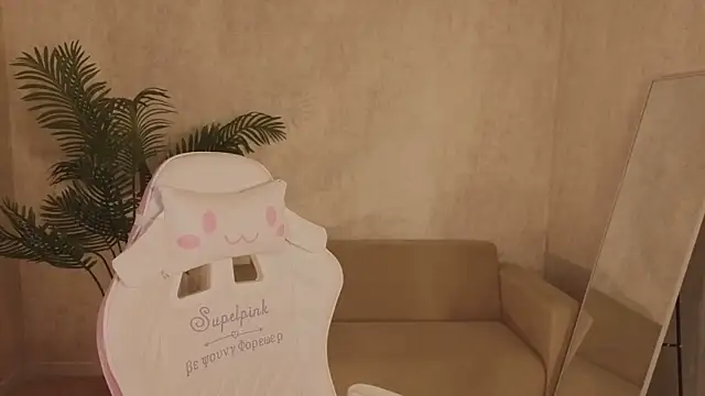 Snapshot of kianawhite chatting on 12/15/25, 03:16 kianawhite online show from 12/15/25, 03:16