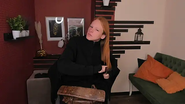 ChloeValentinee online show from 10/14/25, 11:22