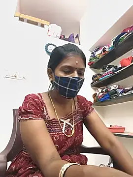 Tamil Yalini12 online show from 07/14/26, 02:38