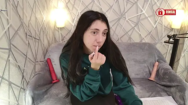 Snapshot of Charming_LIA chatting on 12/22/25, 05:10 Charming LIA online show from 12/22/25, 05:10