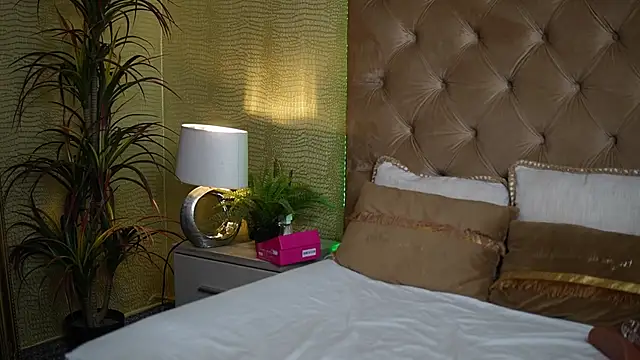 TiffanyTaboo online show from 09/24/25, 07:28